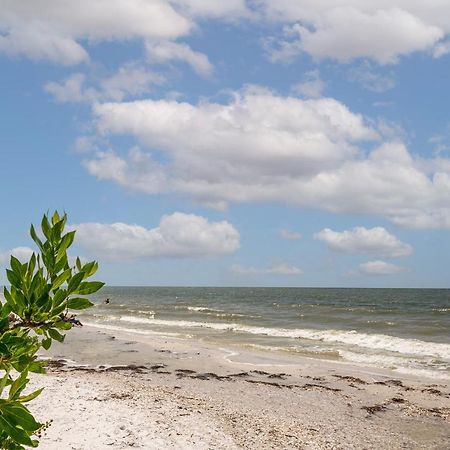 Updated Gulf Front Condo On The South End Of Fort Myers Beach! Condo 외부 사진