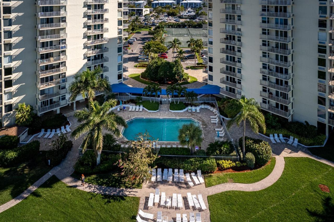 Updated Gulf Front Condo On The South End Of Fort Myers Beach! Condo 외부 사진